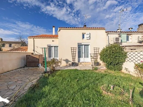 Maison de bourg de 3 pièces principales