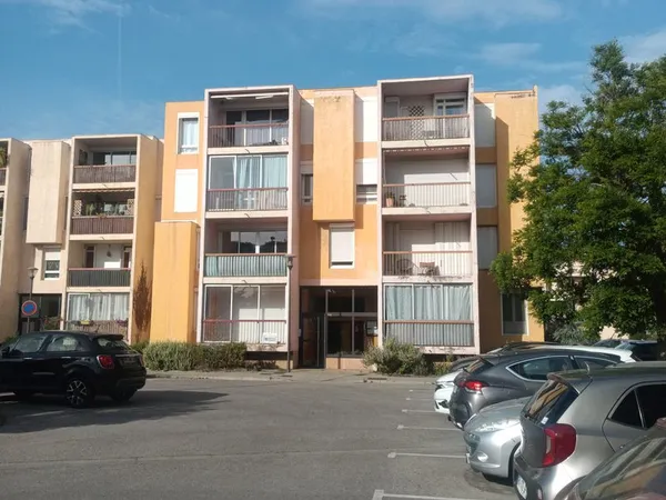Appartement T3 64 M2 Res la Saladelle