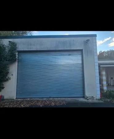 Local d’activité et entrepôt Location Villebon-sur-Yvette  90m² 1000€