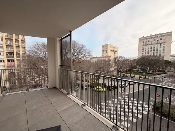 NIMES JEAN JAURES Appartement 3 pièces de 59m2 avec terrasse