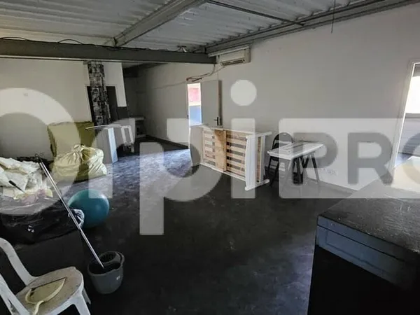 Bureaux 90 m²
