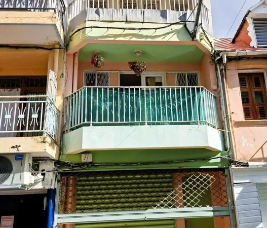 FORT-DE-FRANCE : Immeuble de 3 lots