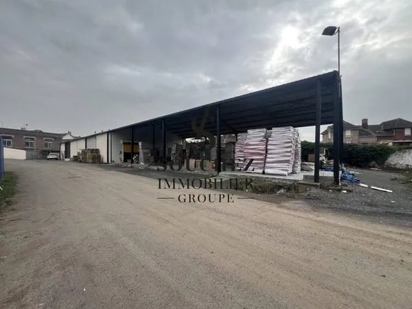 Local d'activité 1177 m²