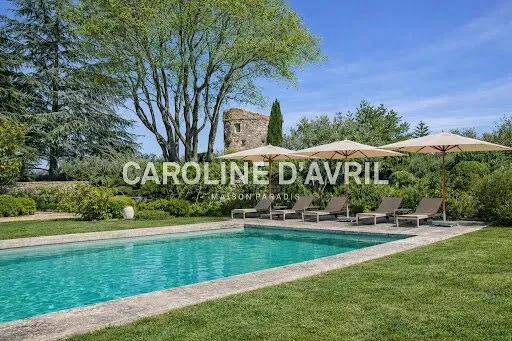 Propriété 15 pièces 380 m²