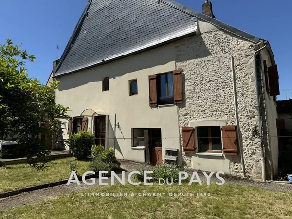 MAISON DE BOURG - COURTENAY