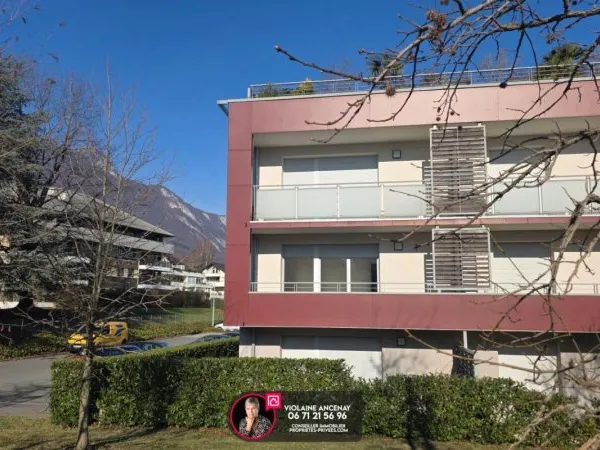 Appartement T3 de 67 m2 Le Bourget Du Lac avec garage