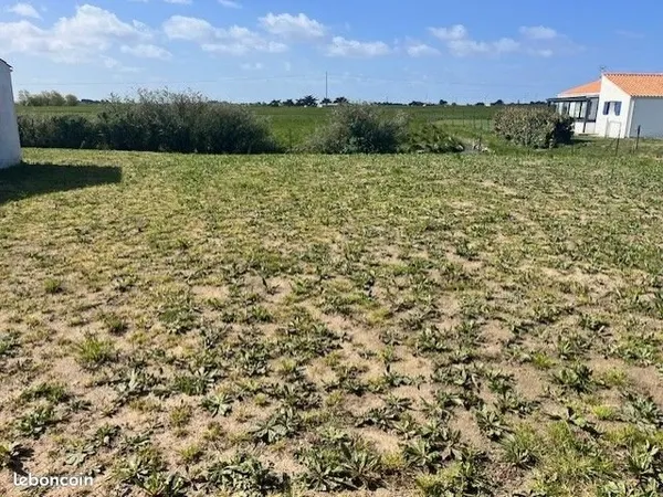 Terrain 792 m² Bouin
