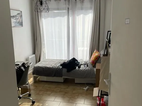 Chambre dans colocation - Nîmes Hoche