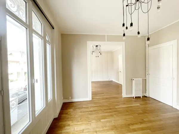 MAISON 5 CHAMBRES