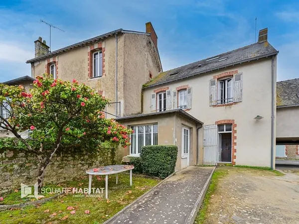 Maison de ville à usage de locaux - Guerande