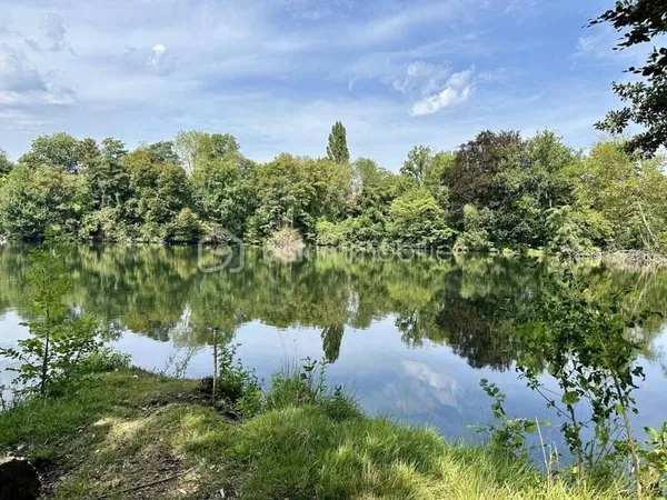 Terrain 10000 m²