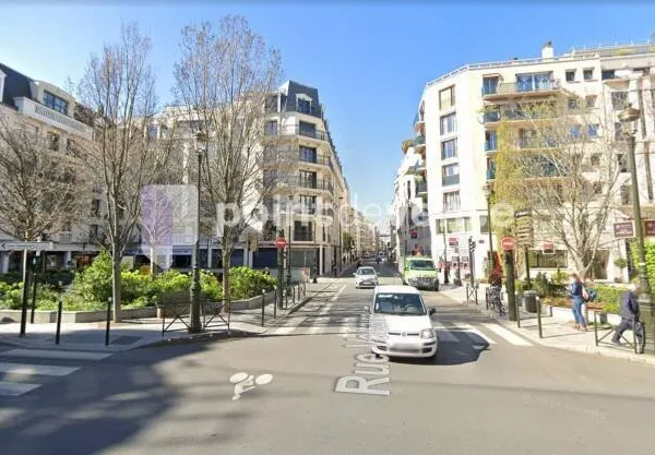 Local commercial 65 m²
