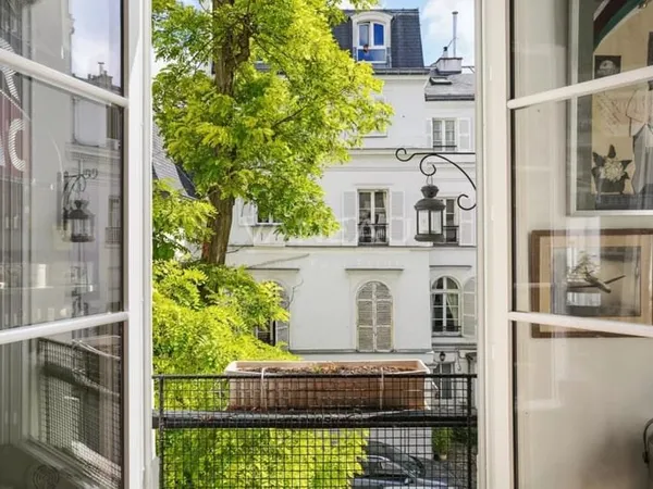 Avenue Gabriel - Duplex de charme