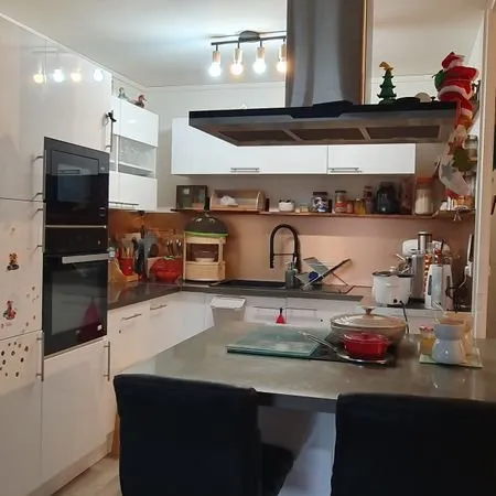 Appartement T4 77m² Rez-de-Chaussée avec deux balcons