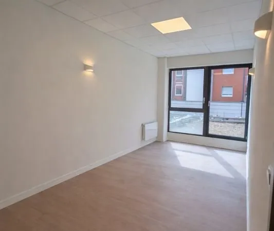 Bureau 16m2 pour thérapeute dans centre bien-être