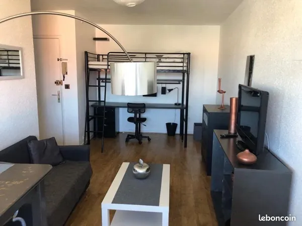 Studio meublé