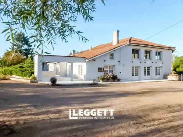 Maison 10 pièce(s), CHASSENON