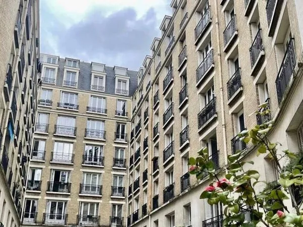 Studio 1 pièce 14 m²