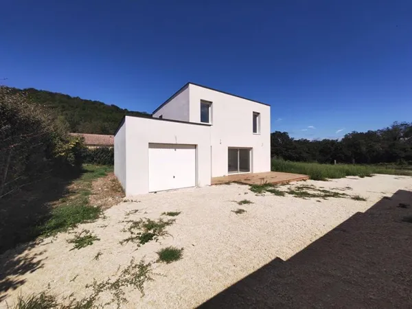 Villa neuve 4 chambres au calme proche Vallon Pont d'Arc
