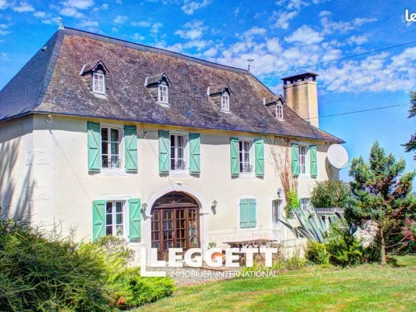 Maison 11 pièces 324 m²