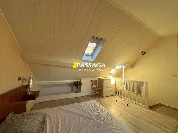A VENDRE - 2 pièces en duplex - 44 m² au sol environ - RODEZ HYPERCENTRE
