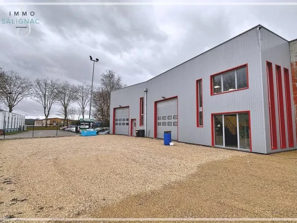NOUVEAU : Local d'activité neuf à Péronnas (Zone d'activité)