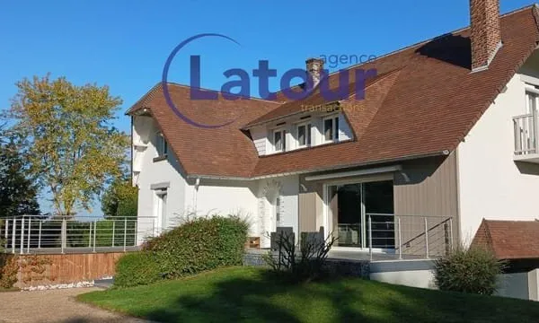 Maison 8 pièces 170 m²