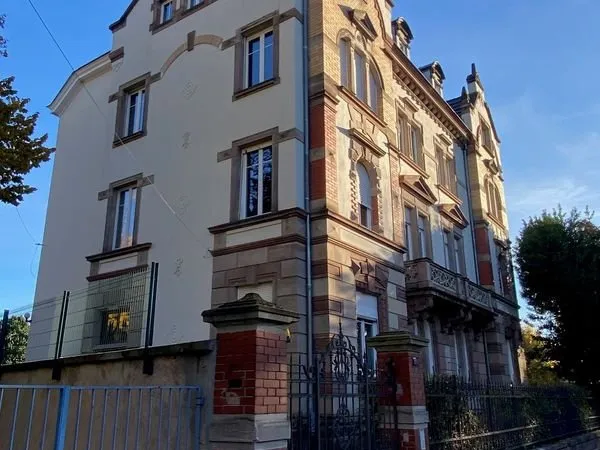 Très Beau Studio avec Licence Touristique + Jardin à 5 Mn à pied de la gare et Petite Venise
