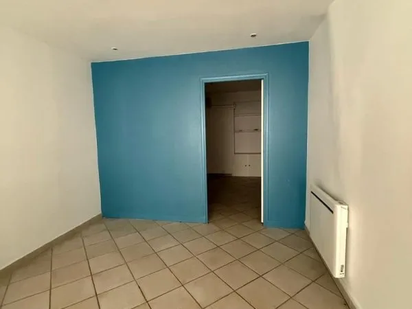 Local commercial - MELUN