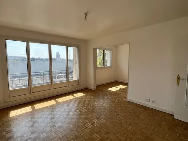 Bobigny bel appartement à louer bon état 70 m 2 2ème étage