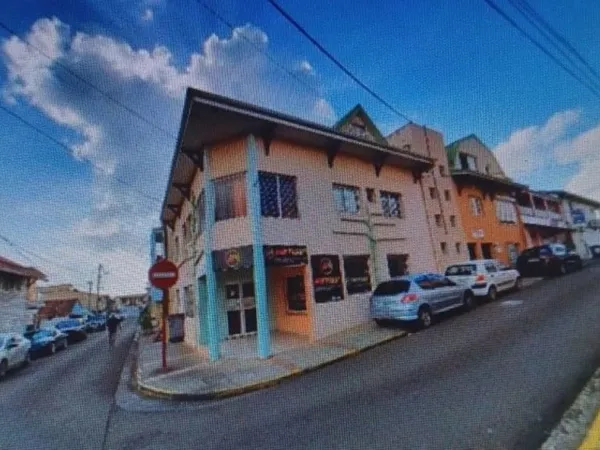 F2 de 52 m2 climatisé sécurisé 42/44 rue Lubin