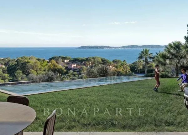 Sainte-Maxime - Propriete D'exception - Vue Mer
