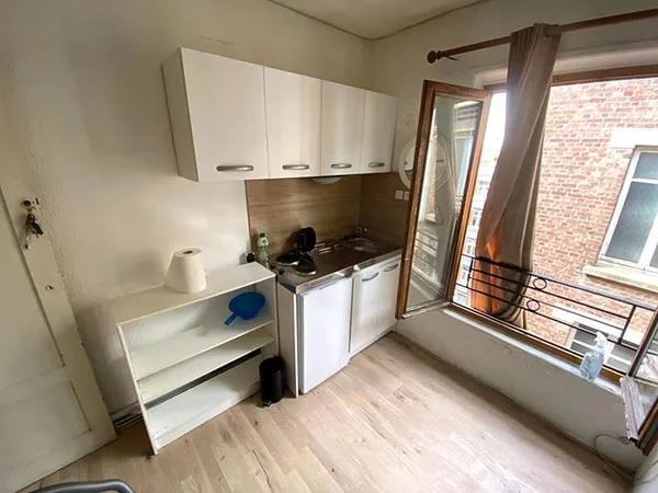 EXCLUSIVITE : 4 CHAMBRES DE BONNE PROCHE GARE