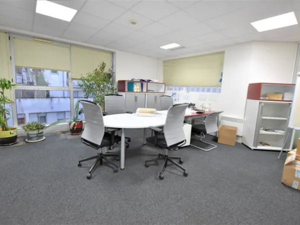 Bureaux d'activités entièrement modulables