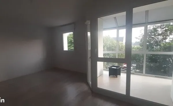 Appartement non meublé pour co-location étudiants(es)
