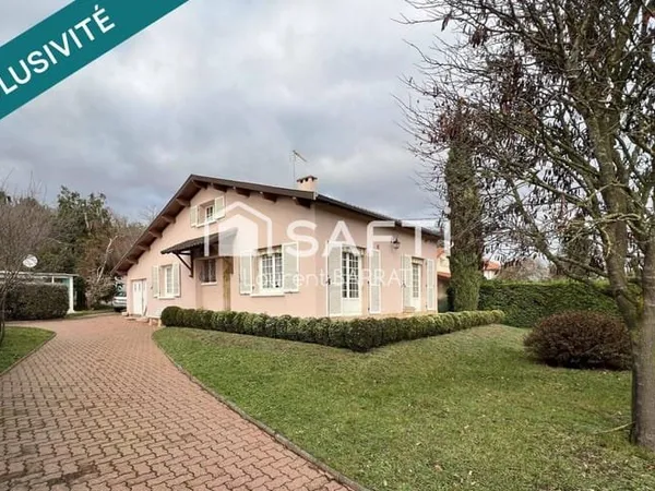 Maison de plain-pied 3 pièces 77 m²