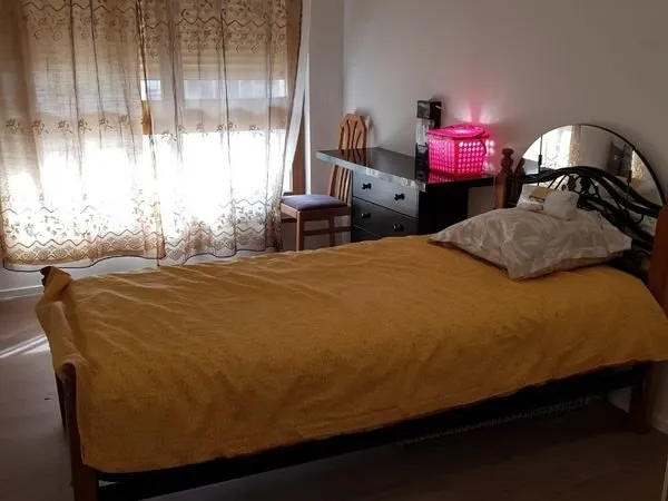 Une chambre colocation dans un appartement F3