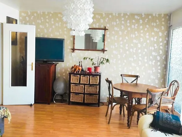 Appartement 2ème étage avec vue sur Seine