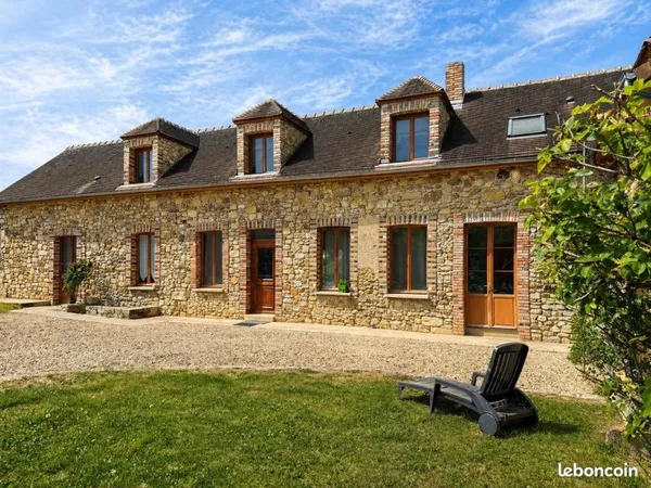 Longere de charme a villeblevin