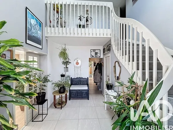 Maison 7 pièces 184 m²