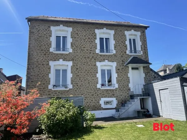 BLOT IMMOBILIER, Chamante maison pierre rénovée totalement