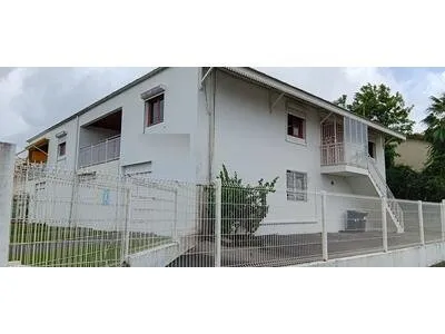 A louer Local commercial Le Lamentin 308 m2