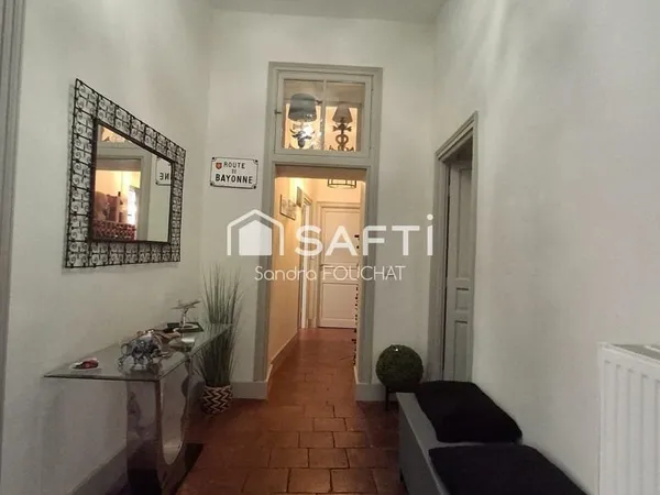 Appartement T4 dans quartier historique