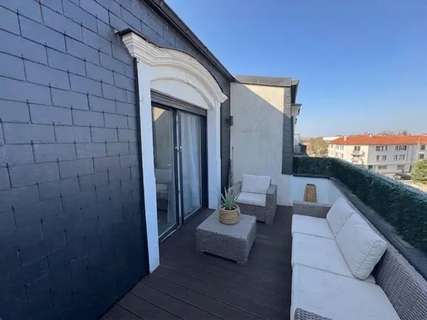 Appartement 3 pièces 67m2 À Vendre dernier étage 2 terrasses un parking