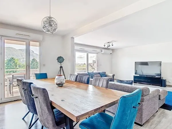 Appartement 4 pièces 122 m²