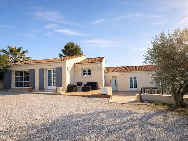 RARE - Maison plain-pied 182 m² + T2 indépendant - Piscine