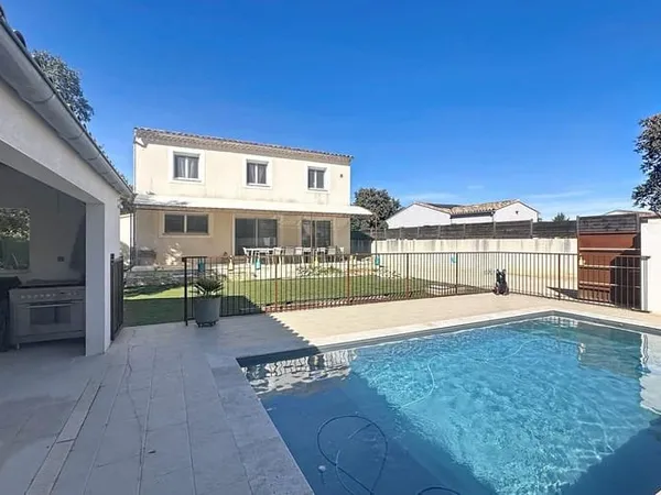 Maison 5 pièces 140 m²