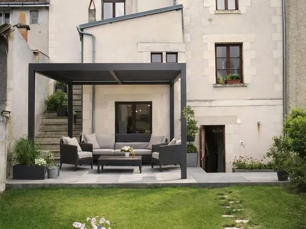 Amboise, Hyper Centre Maison Familiale Cinq chambres + dépen
