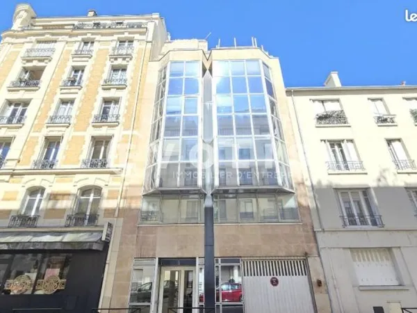 Bureaux 75 m²