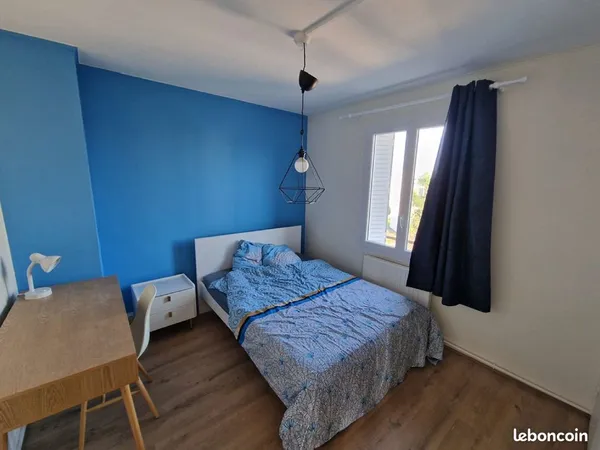 Chambre meublée à proximité de la DOUA / INSA
